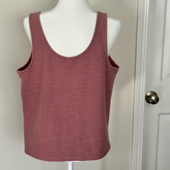 Old Navy Tank, L - Picture 2 of 3
